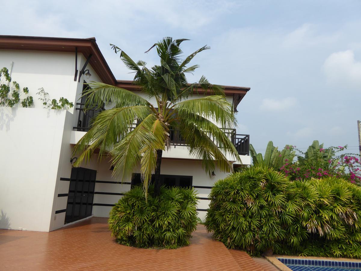 Tropicana Beach Villa At Vip Resort Ban Phe Exterior foto